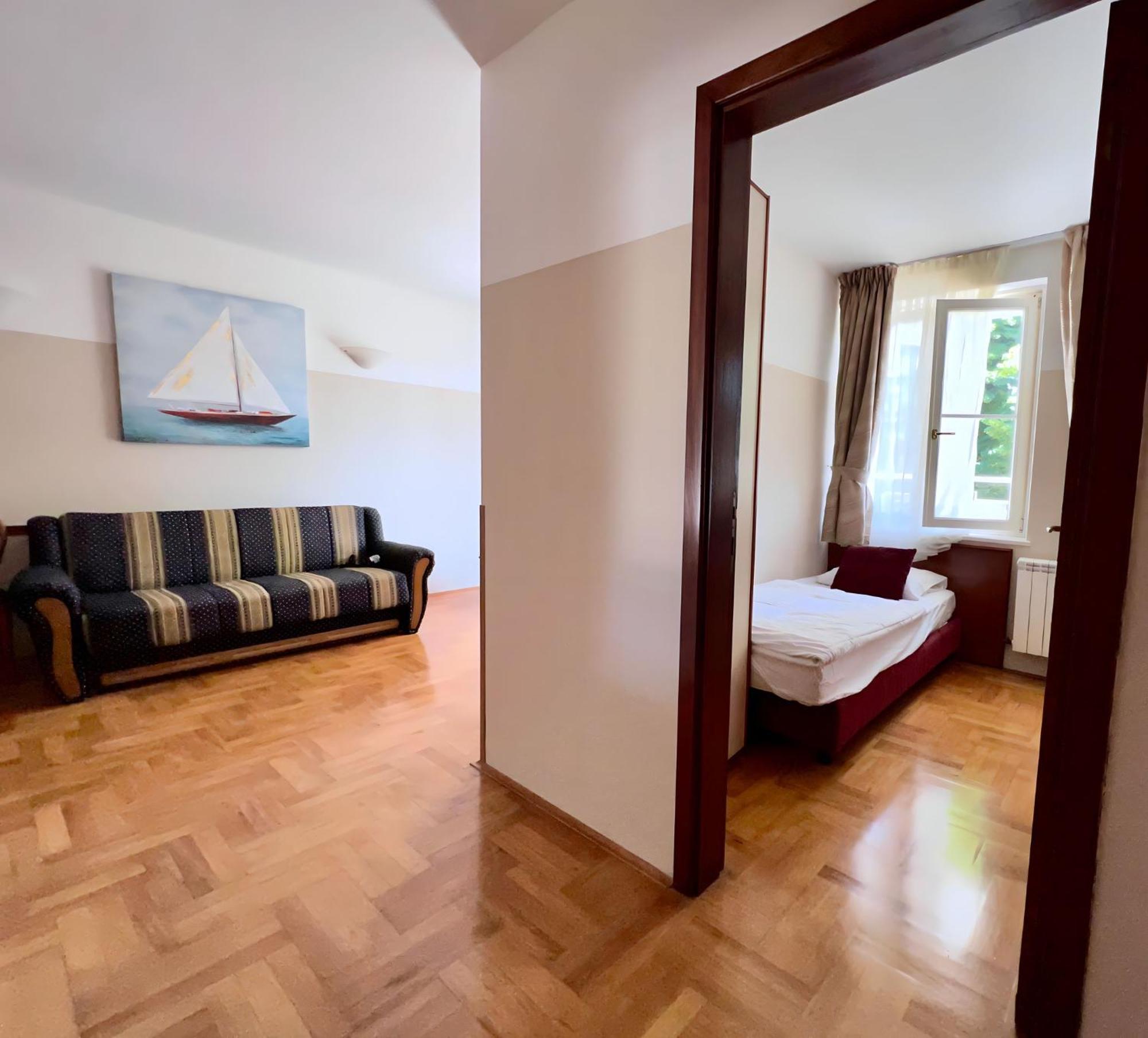 Villa Valdepian Apartments Савудрия Экстерьер фото