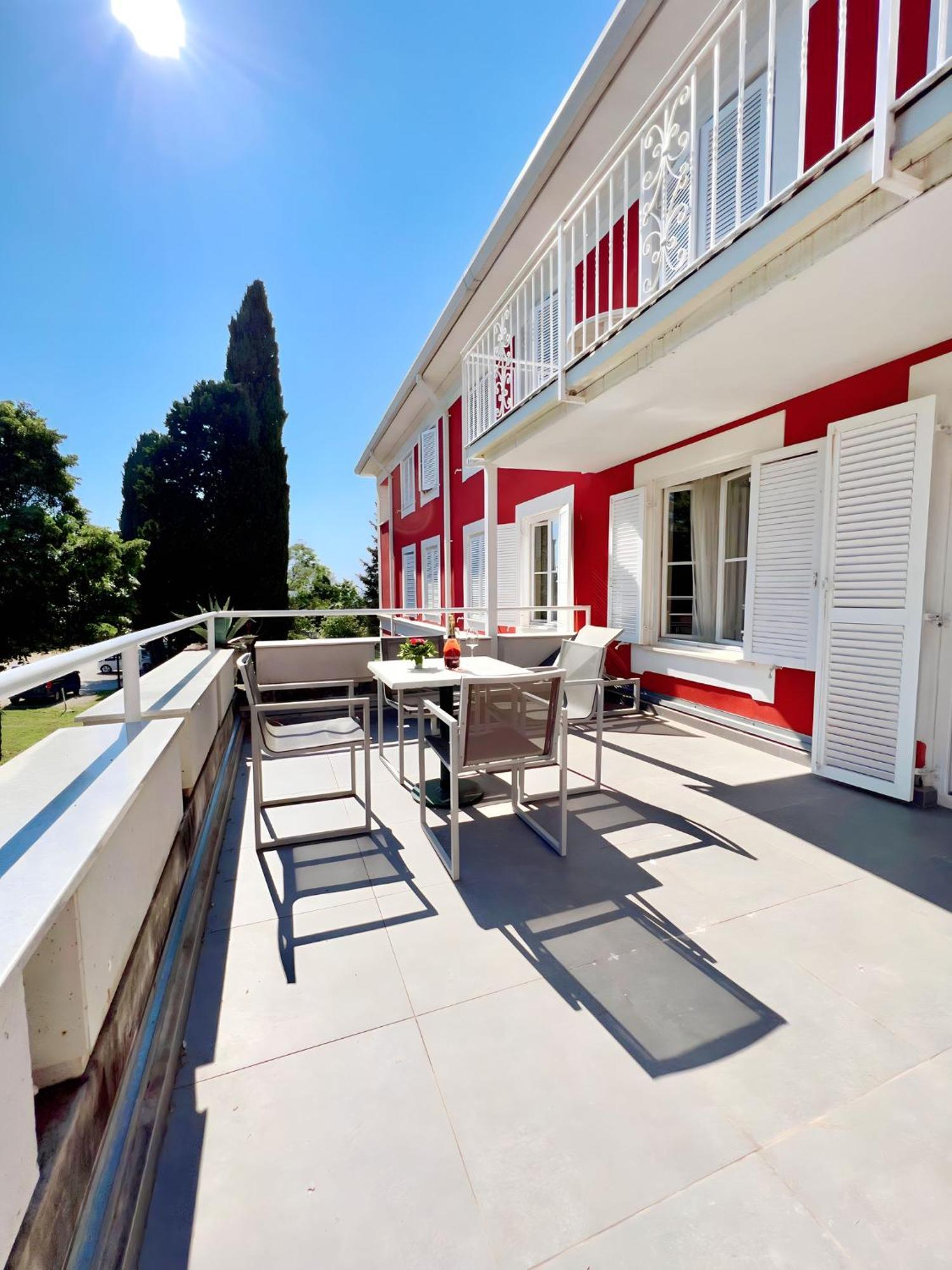 Villa Valdepian Apartments Савудрия Экстерьер фото
