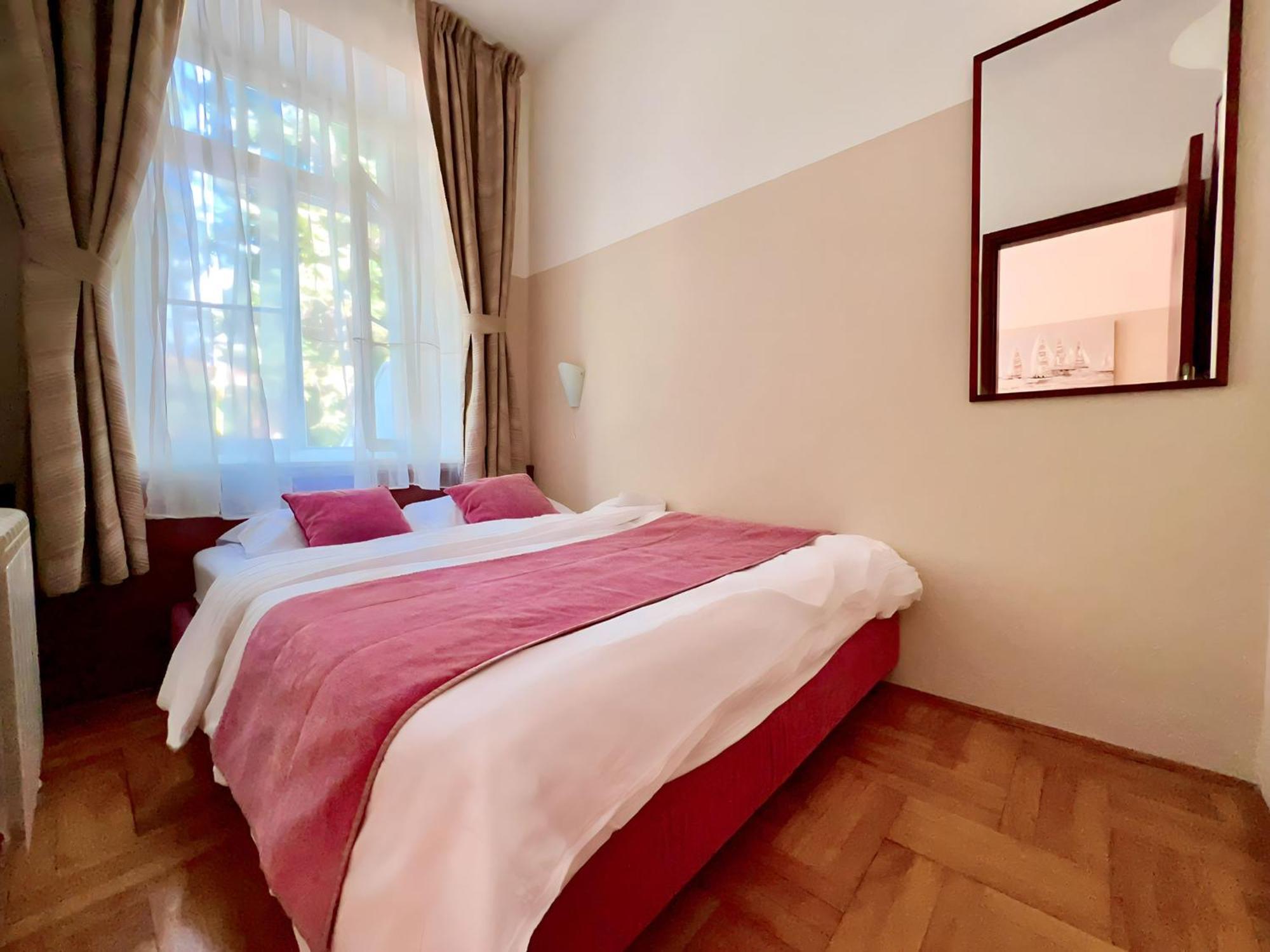Villa Valdepian Apartments Савудрия Экстерьер фото