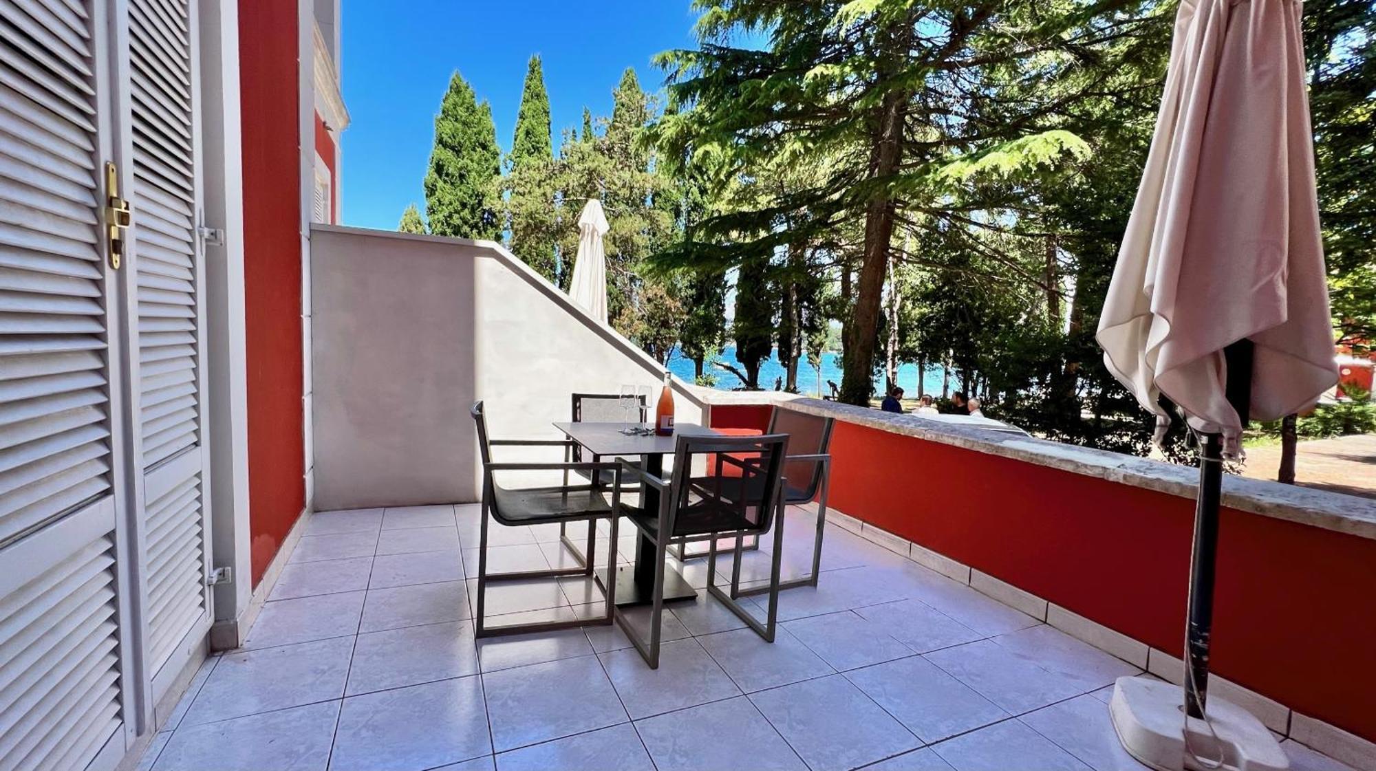 Villa Valdepian Apartments Савудрия Экстерьер фото
