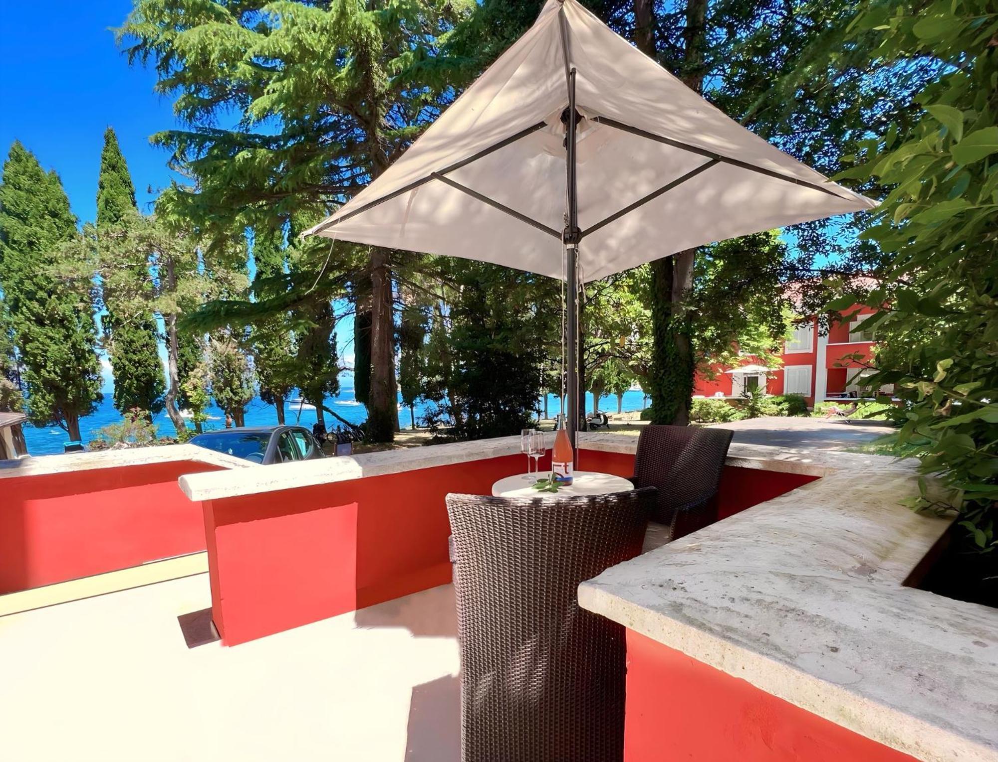 Villa Valdepian Apartments Савудрия Экстерьер фото