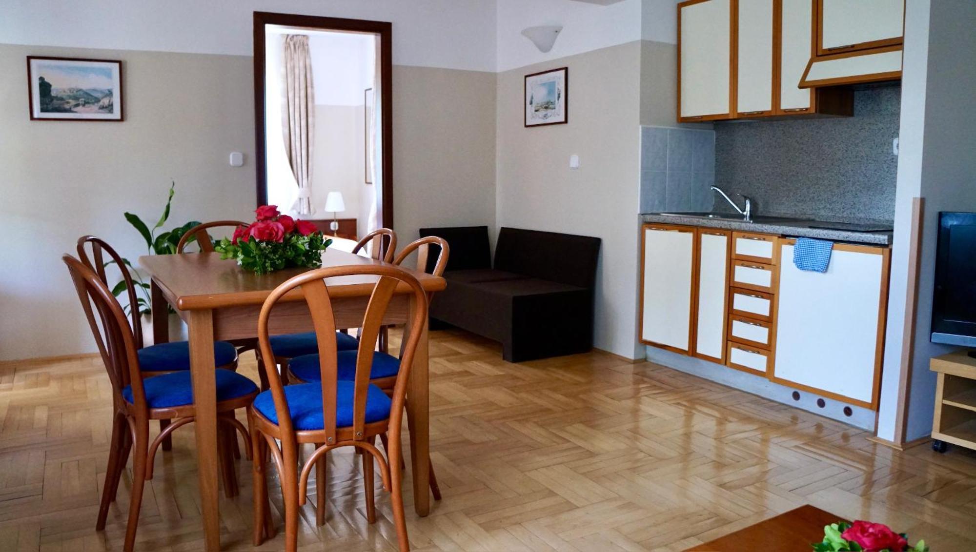 Villa Valdepian Apartments Савудрия Экстерьер фото
