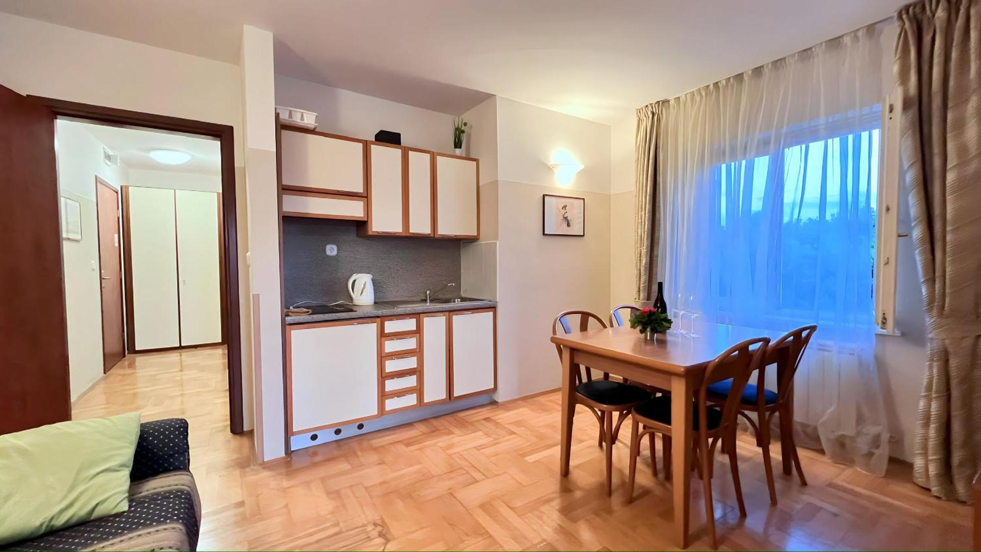 Villa Valdepian Apartments Савудрия Экстерьер фото