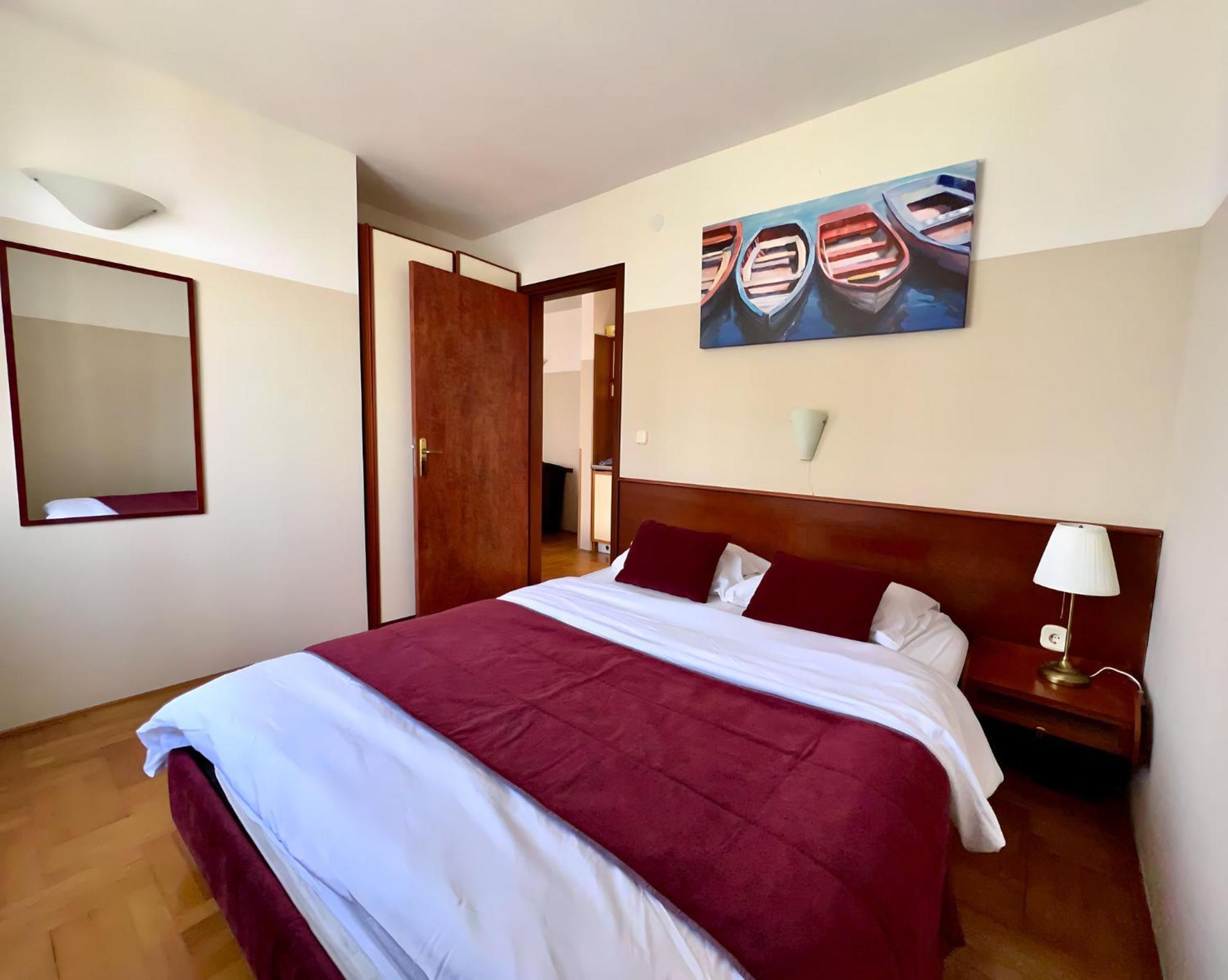 Villa Valdepian Apartments Савудрия Экстерьер фото